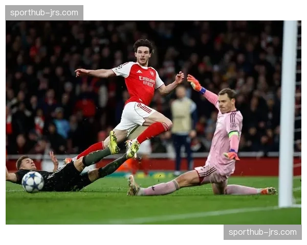 拜仁主帅半场三球领先后的换人，有效保持球队控制力